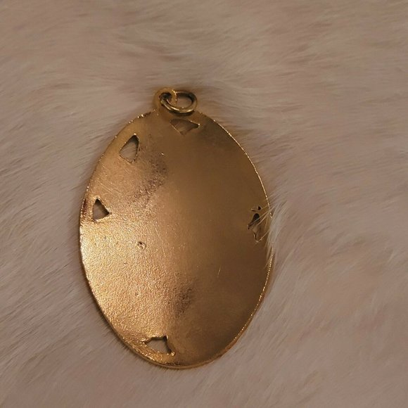 VINtage Enamel Flower Pendant Guilloche Oval Gold Tone Metal Large 6268 - Picture 6 of 6